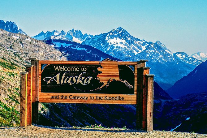 Skagway Shore Excursion: Full-Day Tour of the Yukon - Carcross Desert and Carcross village: the stops that break up the long drive