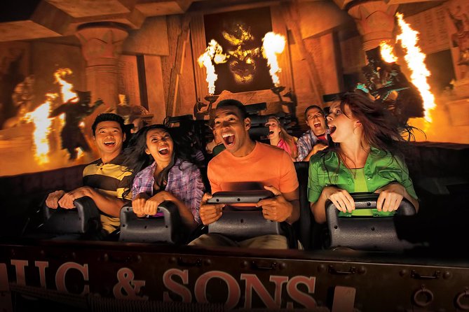 Skip the Line: Express Ticket at Universal Studios Hollywood - Universal CityWalk: where you land after the park
