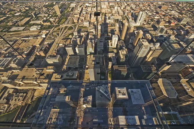 Skydeck - Willis Tower Admission - Photo costs and how to budget without losing the fun