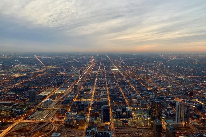 Skydeck - Willis Tower Admission - Getting orientation fast with the mobile app viewfinder
