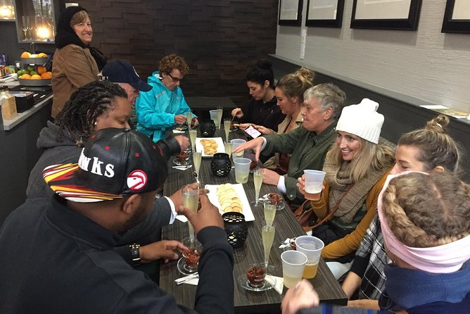 Southern Flavors Food, Pub Crawl, and History Walking Tour - Food highlights that match Savannah’s real tastes