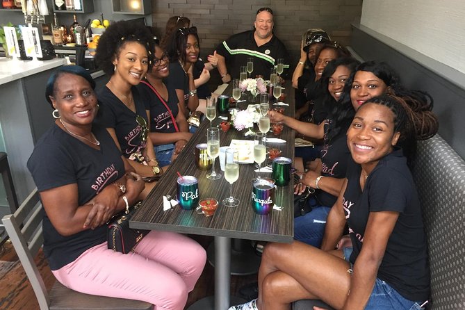 Southern Flavors Food, Pub Crawl, and History Walking Tour - Drinks and the pub crawl angle: how to manage it