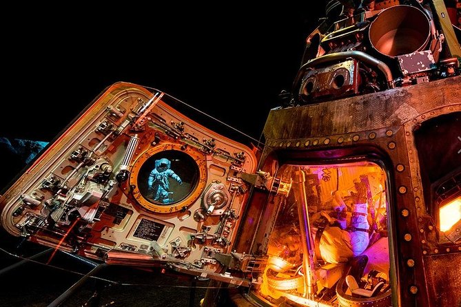 Space Center Houston Admission Ticket - Mission Briefing Center: your best start for context