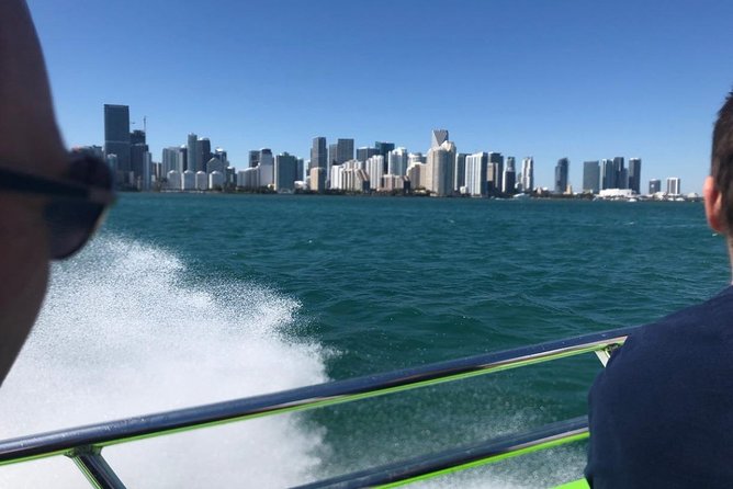 Speedboat Sightseeing Adventure of Miami - Getting Wet, Picking Seats, and Dressing Like a Pro