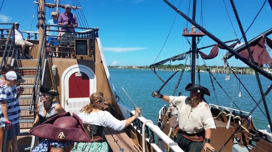St. Augustine: Treasure Hunt Cruise with Onboard Show - Black Raven Pirate Ship, and what you are really paying for