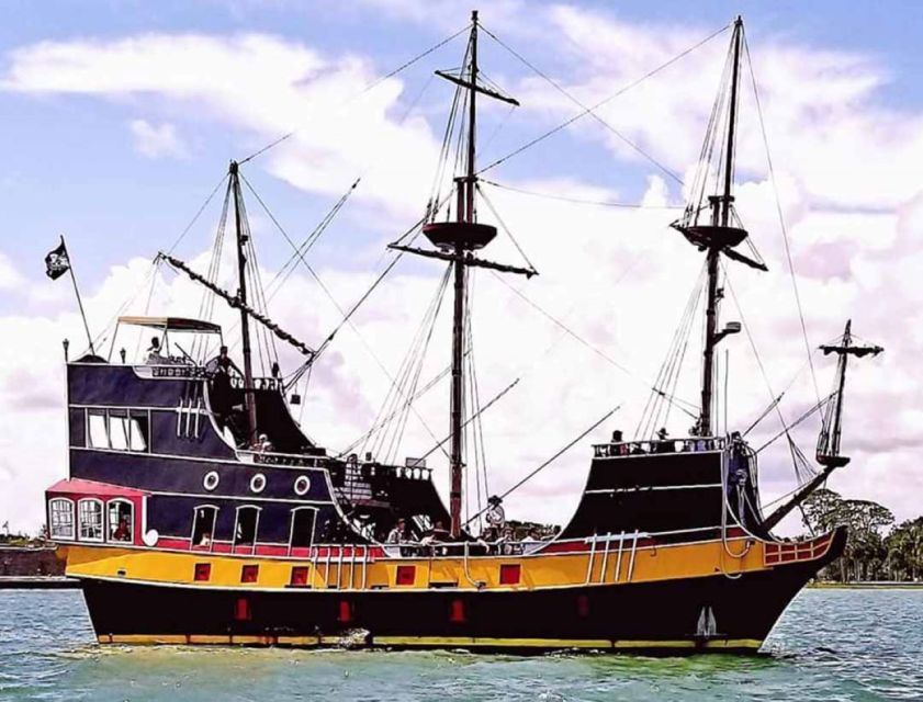 St. Augustine: Treasure Hunt Cruise with Onboard Show - Seating, crowd energy, and what to expect on board