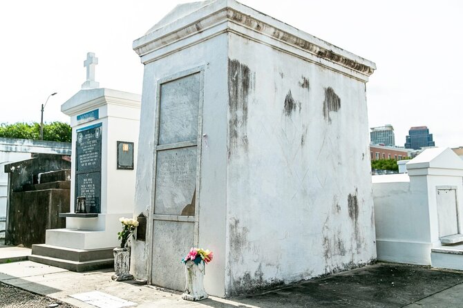 St. Louis Cemetery No. 1 Official Walking Tour - Delphine LaLaurie: the darker thread you should expect