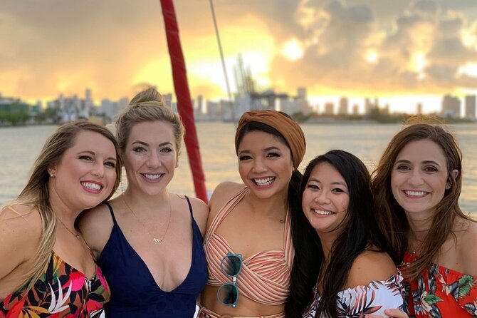 Sunset Catamaran Cruise in Ft. Lauderdale - Quick hits before you go