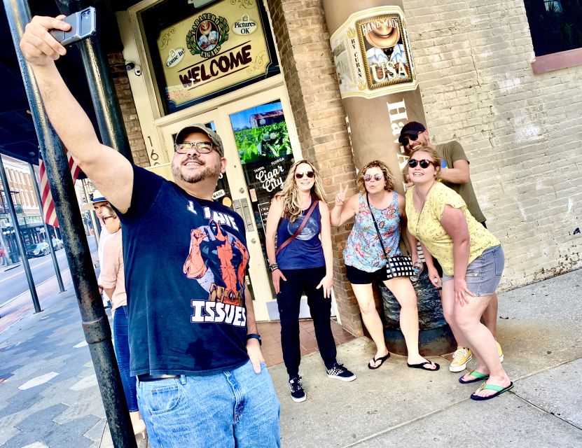 Tampa: Guided City Tour in Deluxe Street Golf Cart - Channel District to Ybor City: Culture, Clubs, and Old-School Tampa