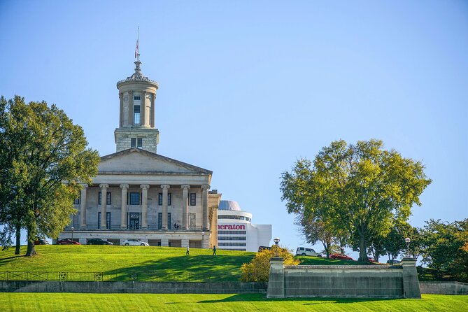 Taste of Nashville Food & Sightseeing Tour - The main food tasting loop: barbecue, hot chicken, Bushwhacker, and dessert