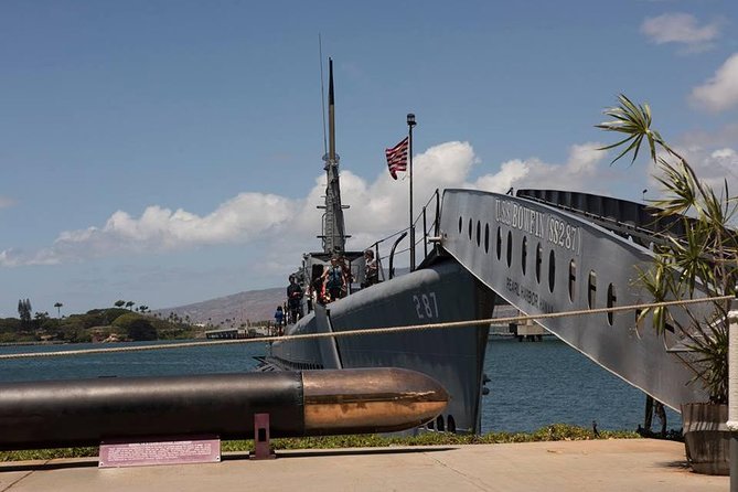 The Best of Pearl Harbor Full Day Tour - USS Arizona Memorial: what you see, what to wear, and the shuttle backup plan