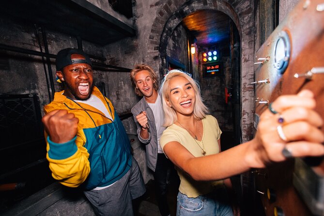 The Escape Game at Easton Town Center in Columbus - Shared Experience Reality: When Other People Join Your Team