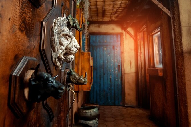 The Escape Game Brooklyn: Epic 60-Minute Adventures in City Point - Family-friendly puzzle play, plus the age rules you must know