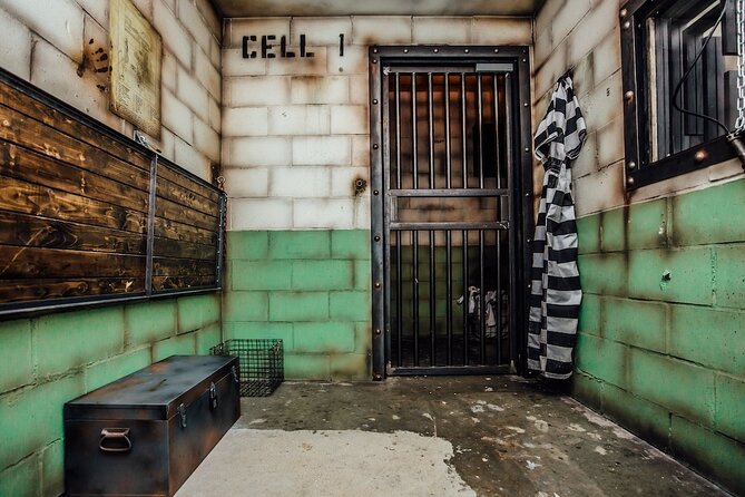 The Escape Game Brooklyn: Epic 60-Minute Adventures in City Point - Shared teams: how to decide if you like it or hate it