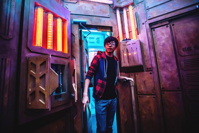 The Escape Game Chicago: Epic 60-Minute Adventures in River North - Team strategy that works in a locked-room sprint