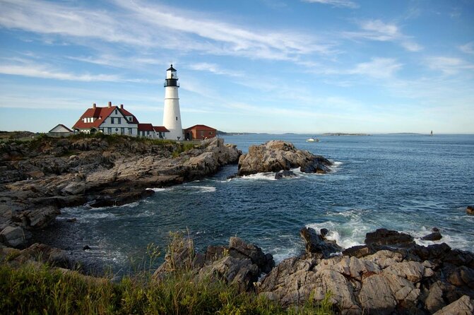 The Real Portland Tour: City and 3 Lighthouses Historical Tour with a Real Local - Meeting at 96 Commercial St and the “What’s the Plan?” First Hour