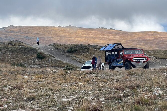 Top of the World Tour (Wildside 4x4 Tours) - Chasm Falls hike: short leg-stretch, big payoff