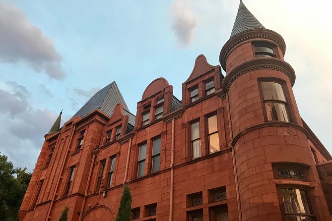 Twilight Ghost Tour - How the tour is set up, meet point, and walking expectations