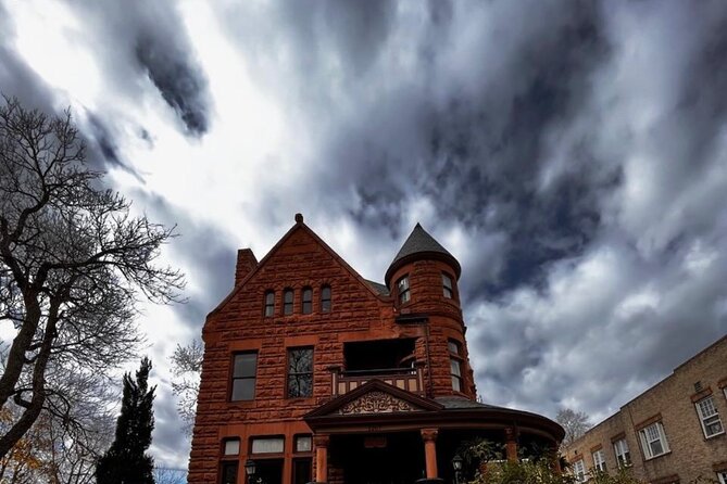 Twilight Ghost Tour - Stop 2: Mark Twain on Poets Row and that quick Colorado Capitol view