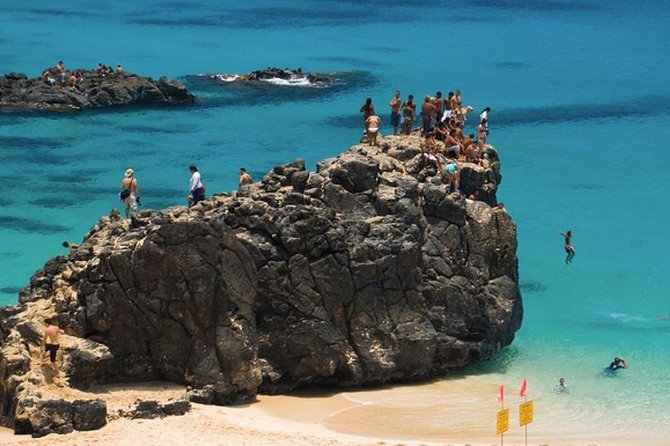 Ultimate Pearl Harbor Circle Island - North Shore quick hits: photos, surfers, and coast views