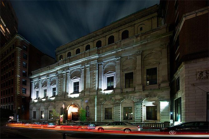 Underground Boston Ghost Tours: Gravestones & Gunpowder - The Meeting Point at 139 Tremont St, Then Straight Into the Omni Parker House