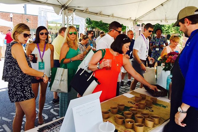 Undiscovered Charleston: Half Day Food, Wine & History Tour with Cooking Class - The 9:00 am meeting spot, the walking pace, and what the half day really includes