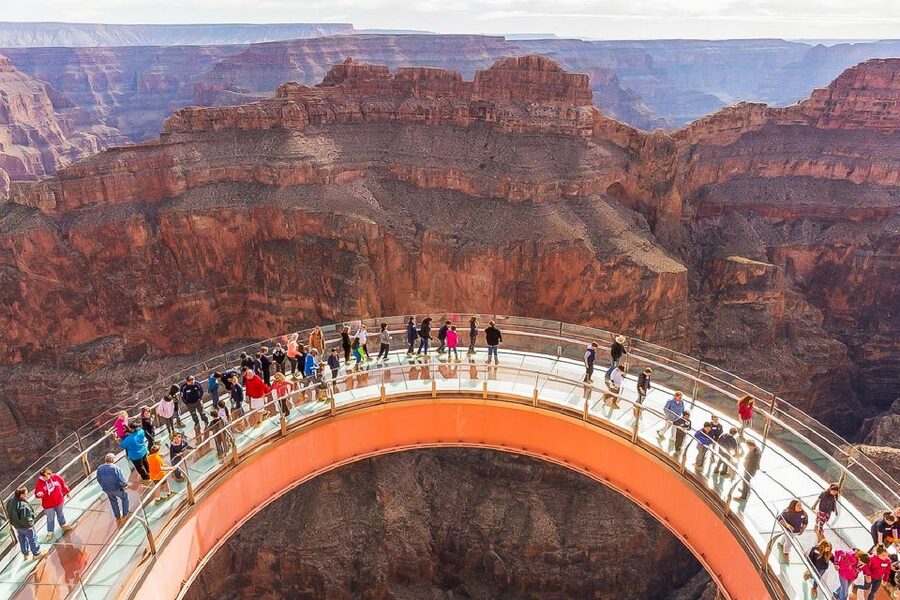 Vegas: Grand Canyon, Hoover Dam, Lunch/Skywalk Options, WiFi - Your Ride Out of Las Vegas: Pickup Options, WiFi, and Coach Comfort