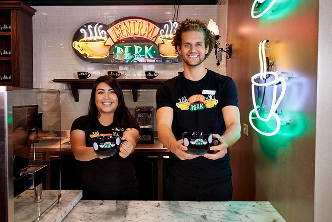 Warner Bros. Studio Tour Hollywood - Stage 48: Script to Screen, Central Perk, and the hands-on fun