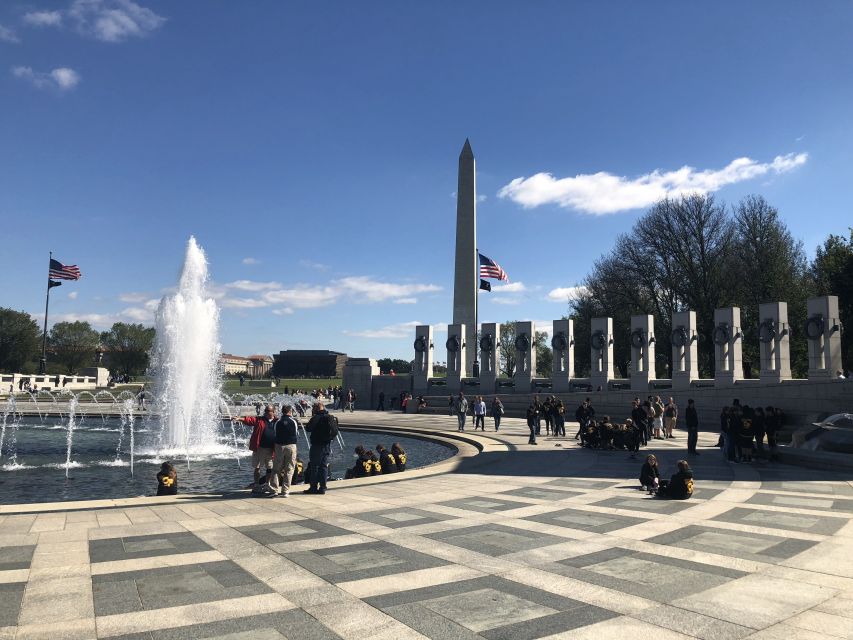 Washington DC: Bus Tour to the Highlights of the Capital - Martin Luther King Jr. Memorial: history you can stand beside