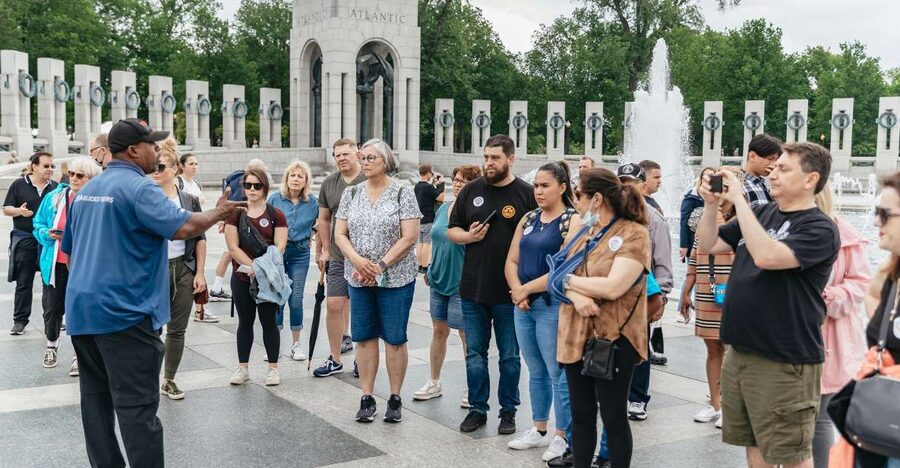 Washington, DC: Full-Day Tour with a Scenic River Cruise - The Main Stops: What Each Monument Is Teaching You