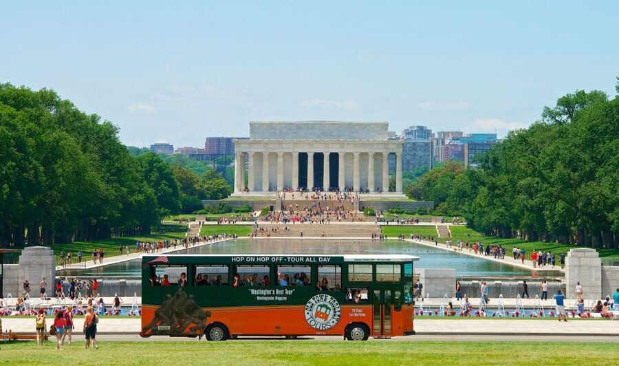 Washington, DC: Hop-On Hop-Off Old Town Trolley City Tour - The trolley superpower: unlimited on and off at 25 stops