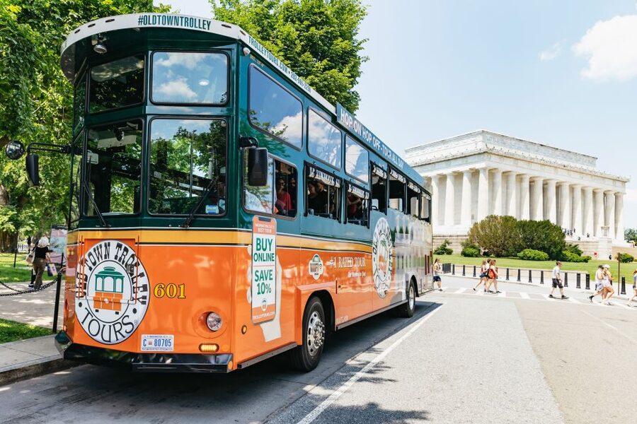 Washington, DC: Hop-On Hop-Off Old Town Trolley City Tour - Weather, crowds, and the reality of DC streets