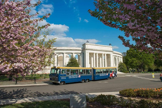 Washington DC Hop-On Hop-off Trolley Tour with 15 Stops - How the Tour Works: Hop On, Tune In, Repeat