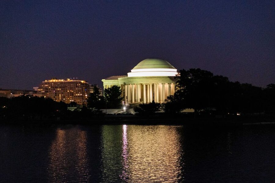 Washington DC: Monuments by Moonlight Nighttime Trolley Tour - Iwo Jima is currently skipped, so aim for the World War II replacement