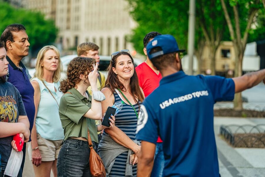 Washington DC: National Mall Night Bus Tour - Key highlights worth your attention