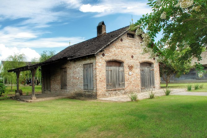 Whitney Plantation Tour with Transportation from New Orleans - Whitney Plantation: self-guided, but not hands-off