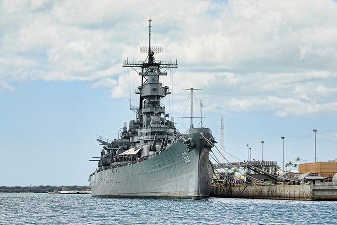 WWII Pearl Harbor Heroes Deluxe Tour - USS Arizona Memorial: What You’ll See, and What Happens If Boat Tickets Are Unavailable